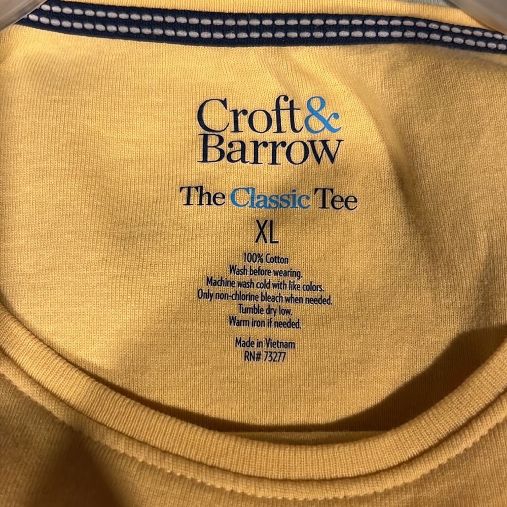 Croft & Barrow Yellow long sleeve tee - Picture 4 of 4